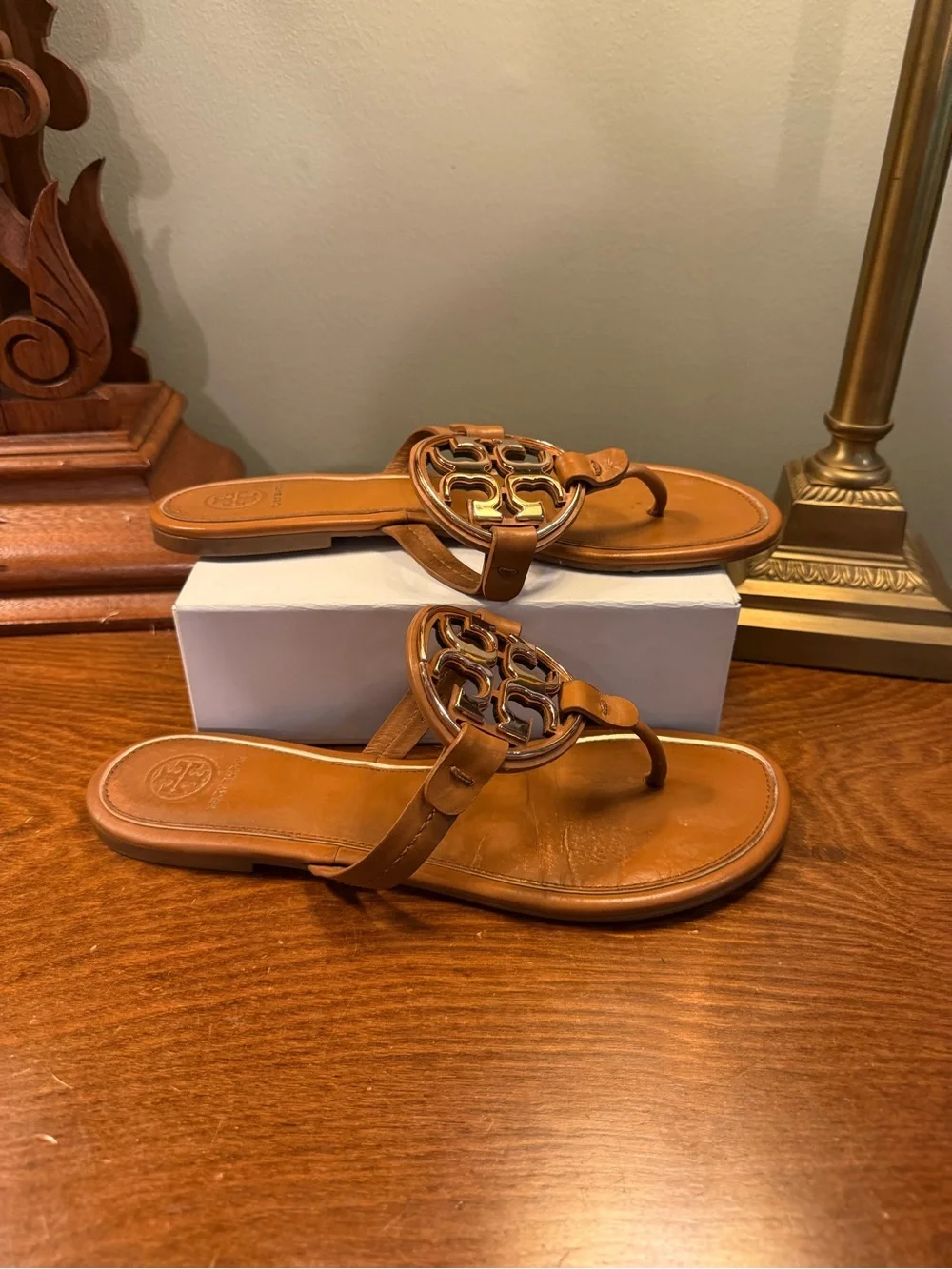 Tory Burch Gold Metal Miller Brown Leather Logo Toe-Post Sandals Size 8 $250